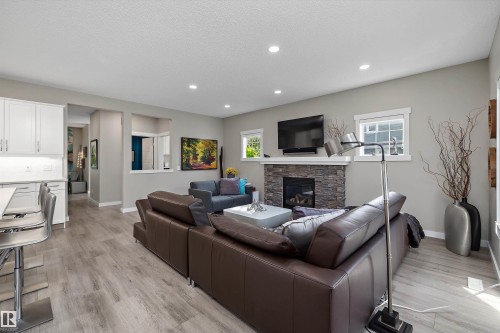 8220 Summerside Grande Boulevard Sw, Edmonton, AB 
