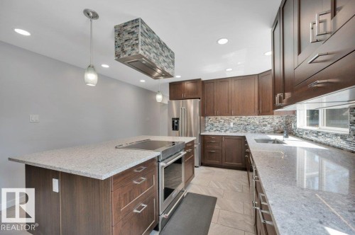 16211 78 Avenue Nw, Edmonton, AB 