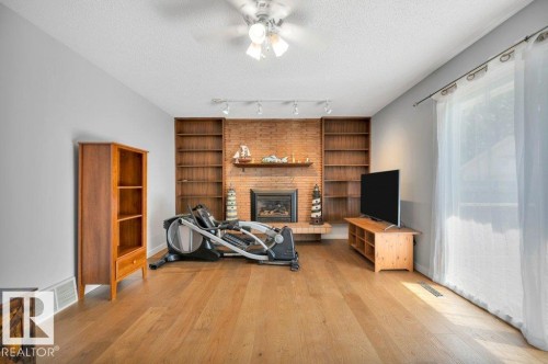 16211 78 Avenue Nw, Edmonton, AB 