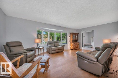 16211 78 Avenue Nw, Edmonton, AB 