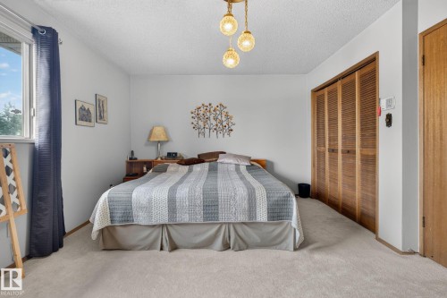 17206 111A Street Nw, Edmonton, AB 