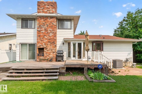 17206 111A Street Nw, Edmonton, AB 