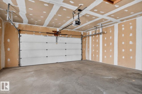 17206 111A Street Nw, Edmonton, AB 