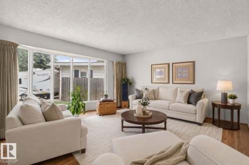 17206 111A Street Nw, Edmonton, AB 