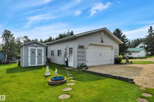 76 Buskmose Drive, Rural Wetaskiwin County, AB 