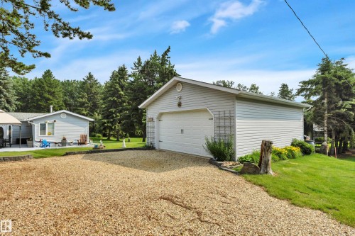 76 Buskmose Drive, Rural Wetaskiwin County, AB 