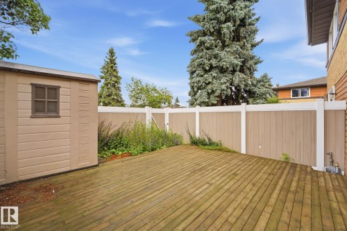 125 Woodborough Way Nw, Edmonton, AB 