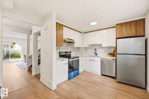 125 Woodborough Way Nw, Edmonton, AB 