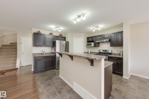 1939 118 Street Sw, Edmonton, AB 