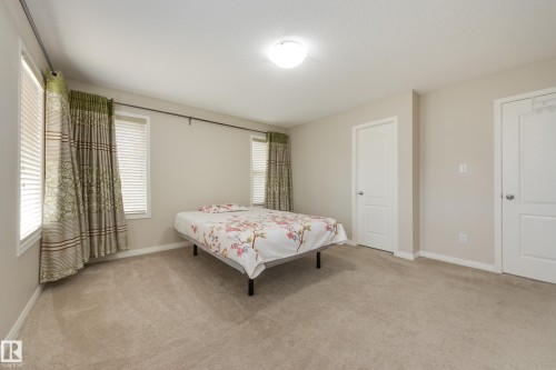 1939 118 Street Sw, Edmonton, AB 