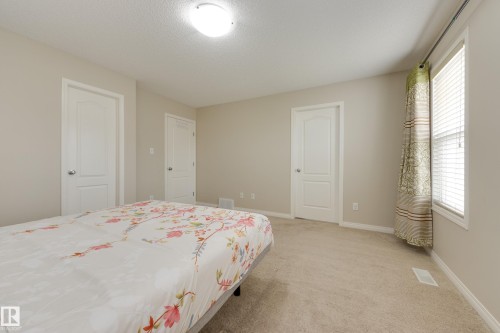 1939 118 Street Sw, Edmonton, AB 