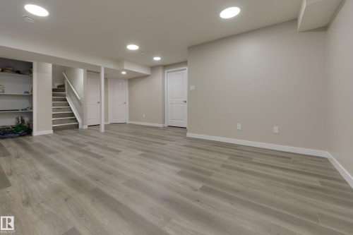 1939 118 Street Sw, Edmonton, AB 
