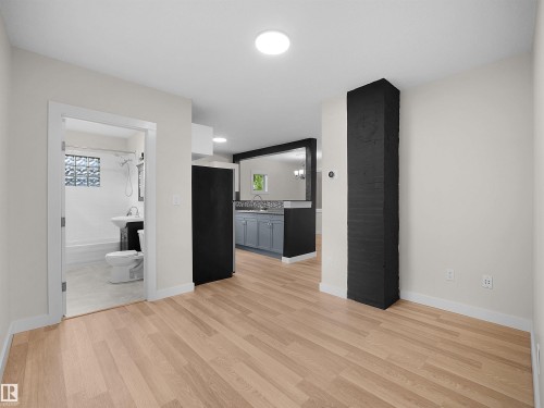 11918 86 Street Nw, Edmonton, AB 