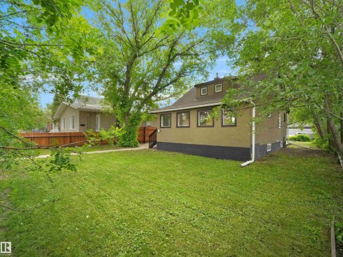 11918 86 Street Nw, Edmonton, AB 