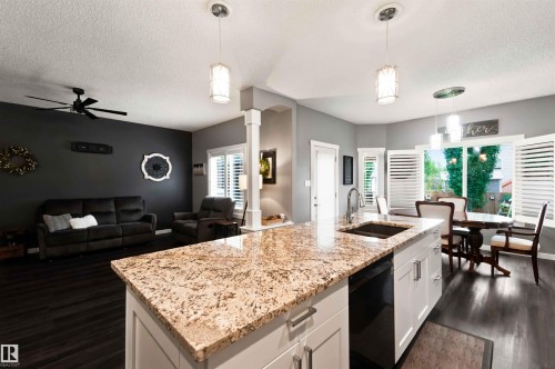 9 Halsted Court, Spruce Grove, AB 