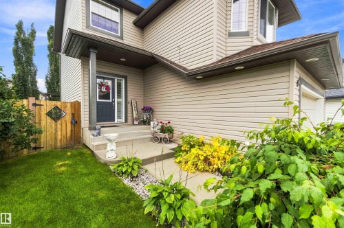 9 Halsted Court, Spruce Grove, AB 