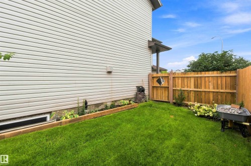 9 Halsted Court, Spruce Grove, AB 