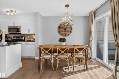 6722 Cardinal Road Sw, Edmonton, AB 
