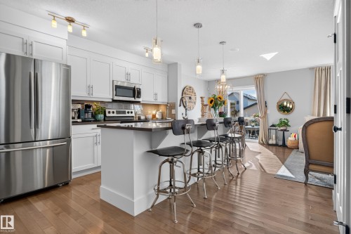 6722 Cardinal Road Sw, Edmonton, AB 