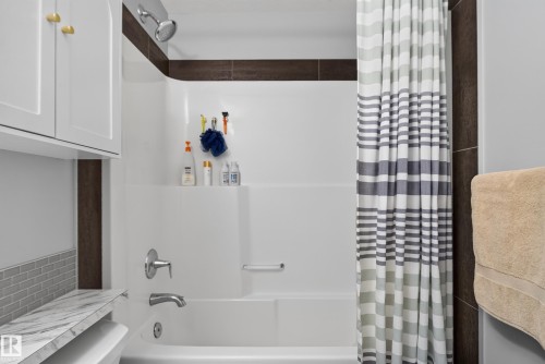 6722 Cardinal Road Sw, Edmonton, AB 
