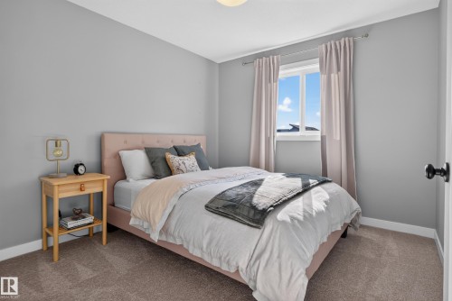 6722 Cardinal Road Sw, Edmonton, AB 