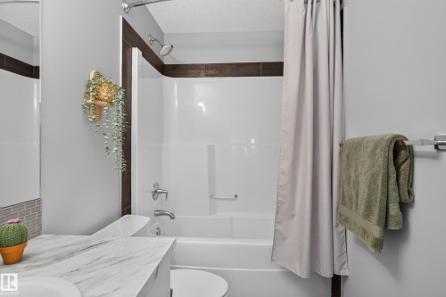 6722 Cardinal Road Sw, Edmonton, AB 