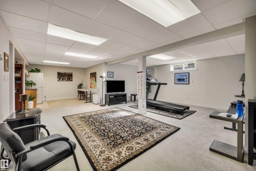 9958 176 Avenue Nw, Edmonton, AB 