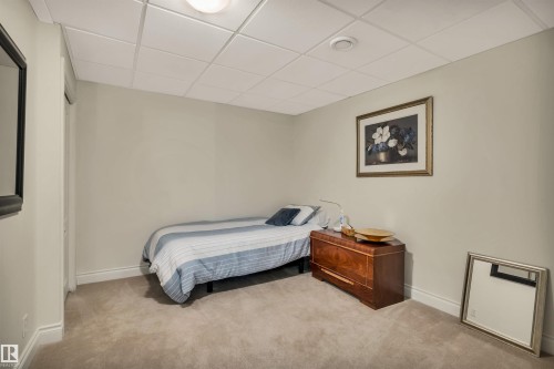 9958 176 Avenue Nw, Edmonton, AB 