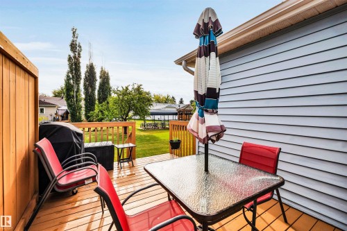 9958 176 Avenue Nw, Edmonton, AB 