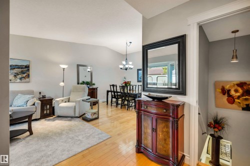 9958 176 Avenue Nw, Edmonton, AB 