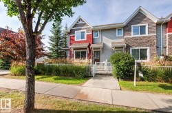 5319 3 Avenue SW  Edmonton, AB T6X 0W7