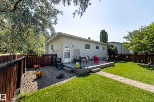 4904 11 Avenue Nw, Edmonton, AB 