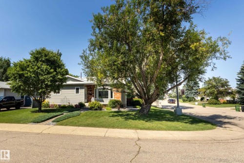 4904 11 Avenue Nw, Edmonton, AB 
