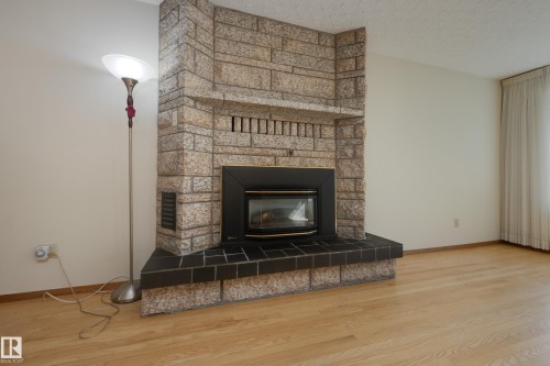 4820 109 Avenue Nw, Edmonton, AB 