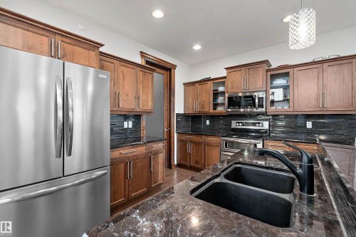 87 Lamplight Drive, Spruce Grove, AB 