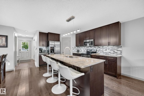 18040 89 Street Nw, Edmonton, AB 