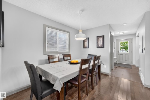18040 89 Street Nw, Edmonton, AB 