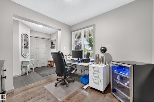 18040 89 Street Nw, Edmonton, AB 