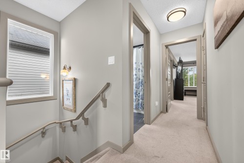 18040 89 Street Nw, Edmonton, AB 