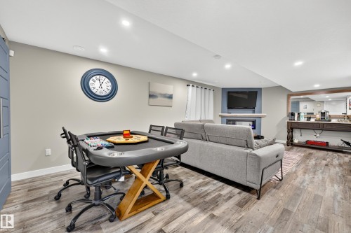 18040 89 Street Nw, Edmonton, AB 