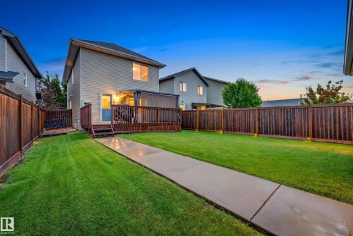 18040 89 Street Nw, Edmonton, AB 