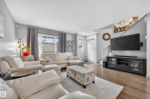 18040 89 Street Nw, Edmonton, AB 