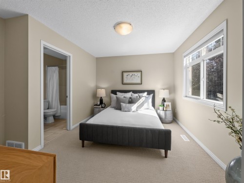 #185 1804 70 St Sw Sw, Edmonton, AB - Indoor Photo Showing Bedroom