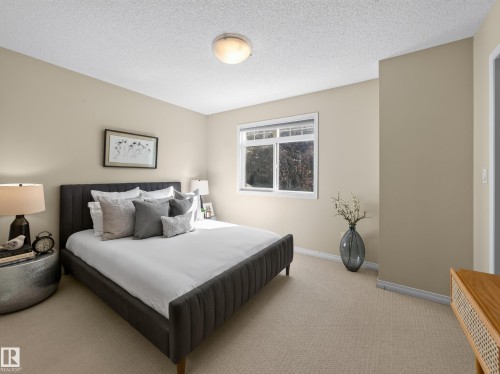 #185 1804 70 St Sw Sw, Edmonton, AB - Indoor Photo Showing Bedroom