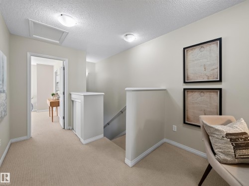 #185 1804 70 St Sw Sw, Edmonton, AB - Indoor Photo Showing Other Room