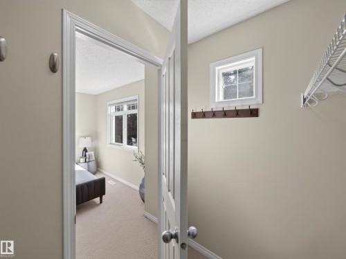 #185 1804 70 St Sw Sw, Edmonton, AB - Indoor Photo Showing Other Room