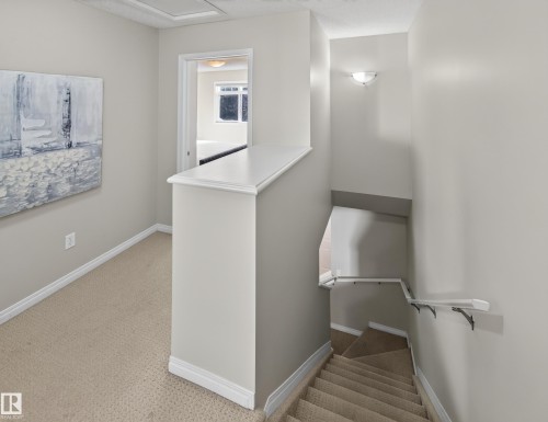 #185 1804 70 St Sw Sw, Edmonton, AB - Indoor Photo Showing Other Room