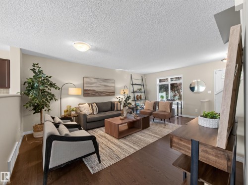 #185 1804 70 St Sw Sw, Edmonton, AB - Indoor Photo Showing Living Room