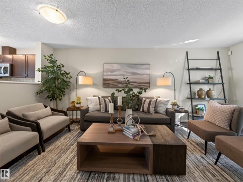 #185 1804 70 St Sw Sw, Edmonton, AB - Indoor Photo Showing Living Room