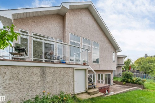 15816 64 Street Nw, Edmonton, AB 